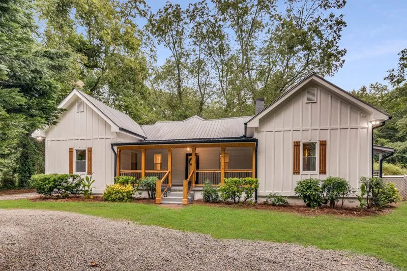 Slide of AP Associates Contracting