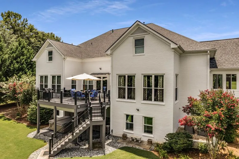 Slide of AP Associates Contracting