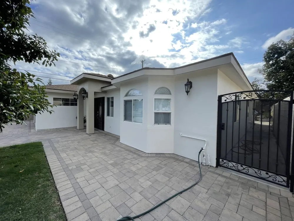 Local roof leak repair for homes in Reseda , CA by AP General Contractors