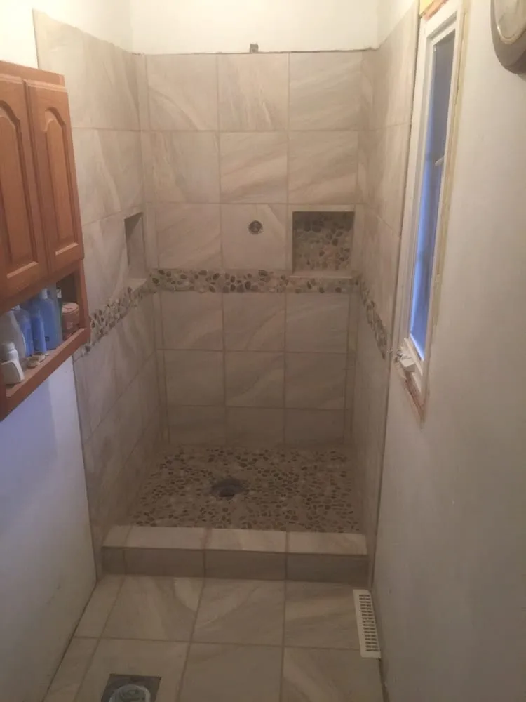 Slide of Apex Builders