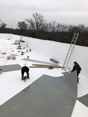 Apex Commercial Roofing Logo