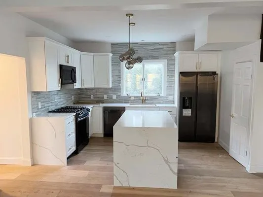 Apex Remodeling Logo