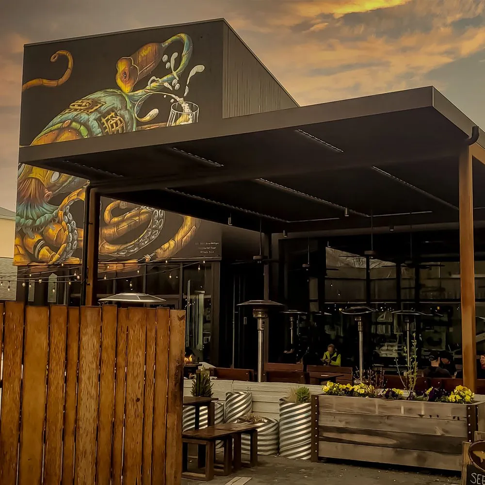 Slide of Apollo Opening Roof