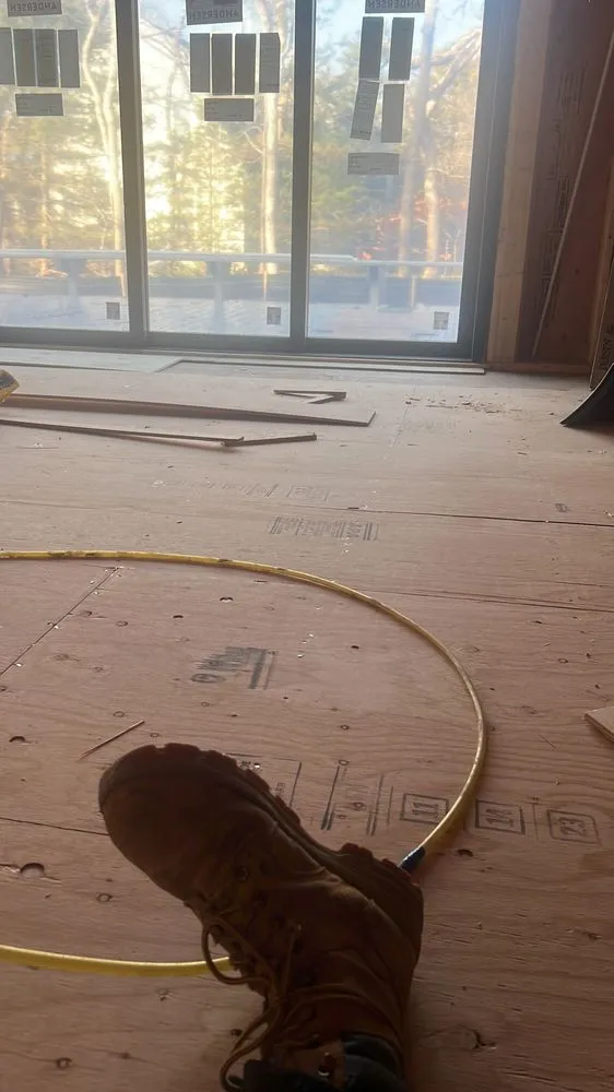 Slide of Apollon Construction