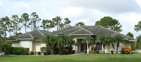 Slide of Appel Roof Cleaning