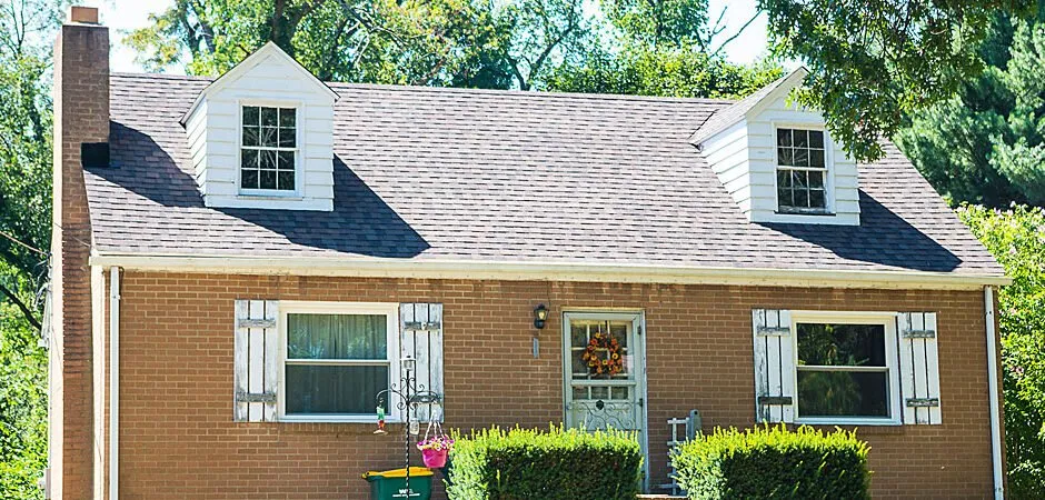 Slide of Apple Creek Roofing