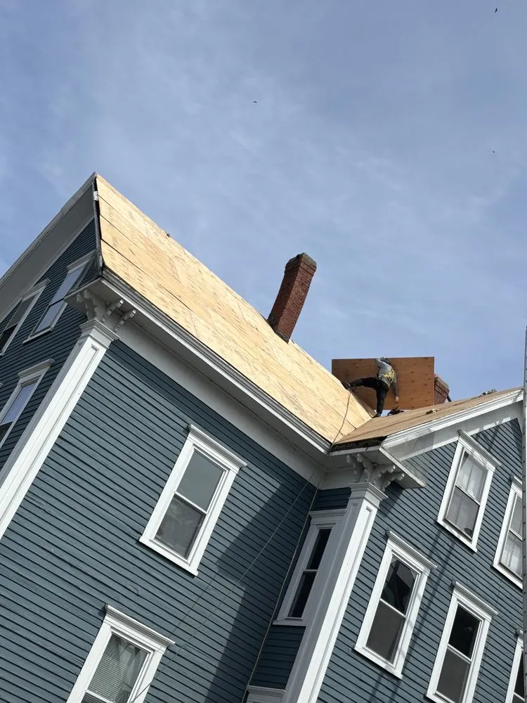 Slide of Appleton Construction