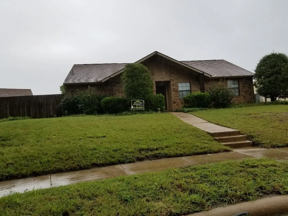 Slide of Appliant Roof and Home