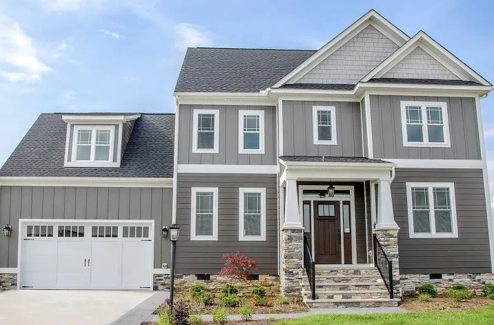 Slide of AppliedMax Siding