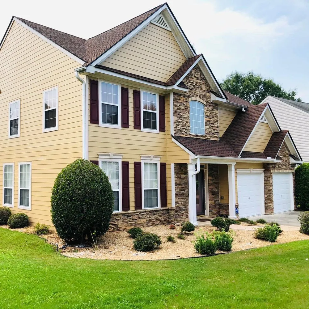 Slide of AppliedMax Siding