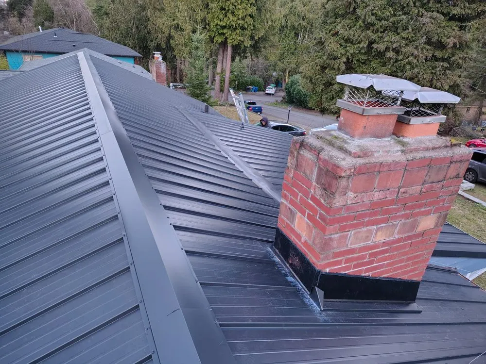 Local shingle roofing service experts serving Tulalip Bay, WA - APR Construction