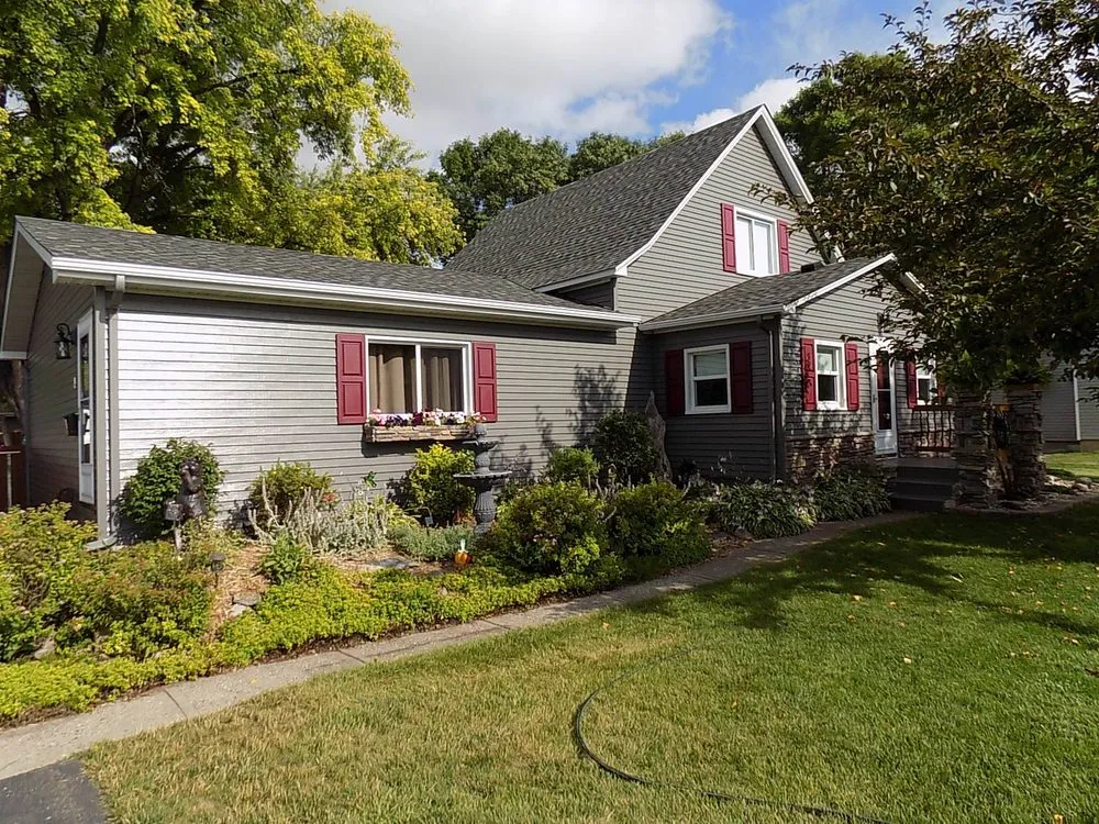 Slide of APR Roofing