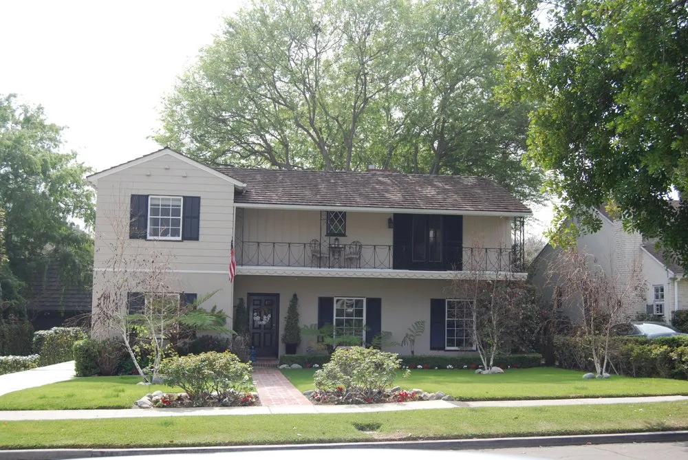 Slide of APR Roofing Solutions