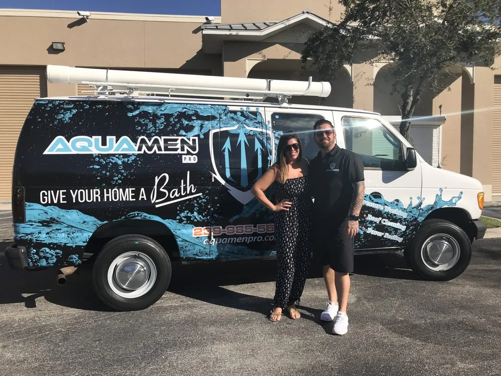 Slide of Aqua Men Pro