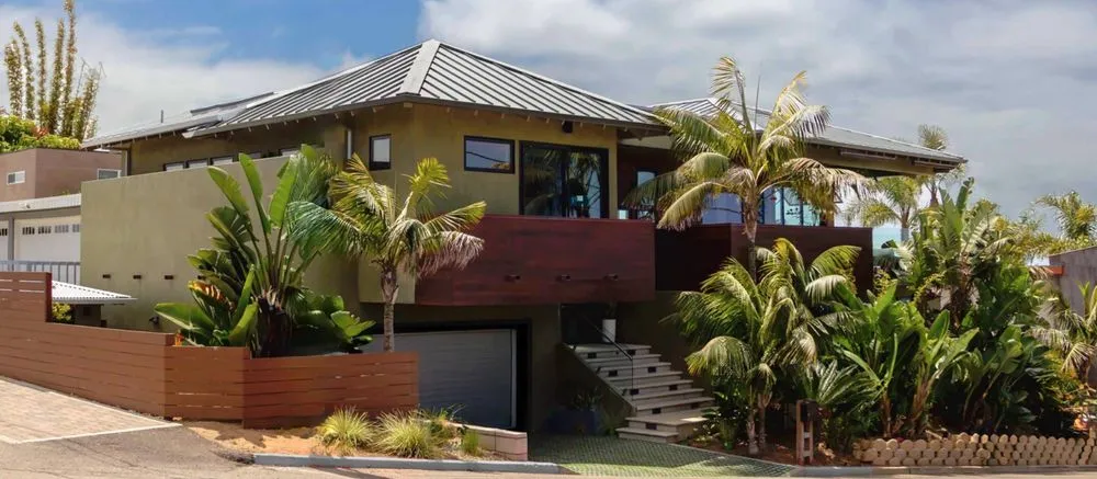 Slide of Aqua Sol Tech