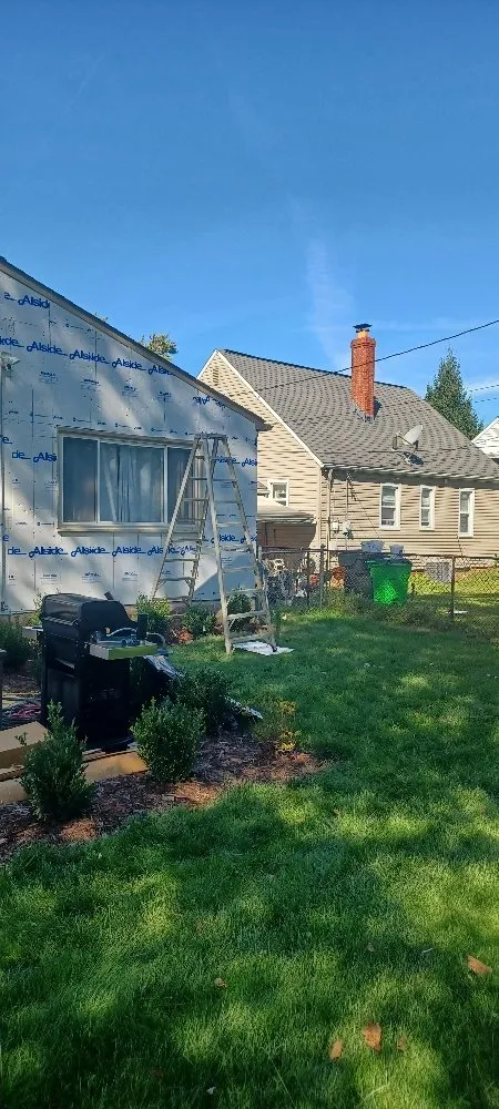 Slide of Aqualock Roofing And Siding