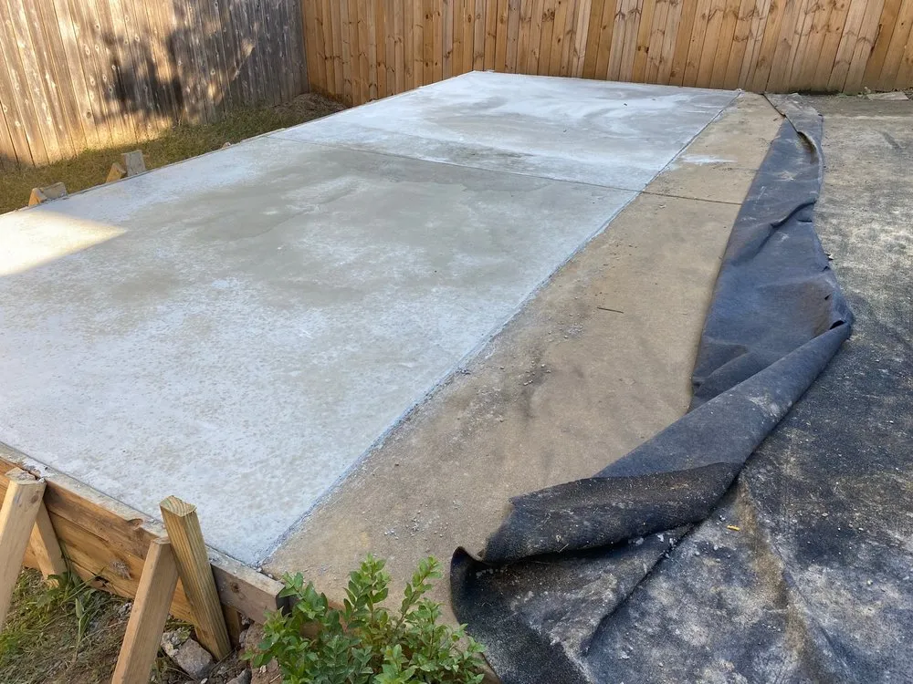 Slide of Aquileras roofing &more