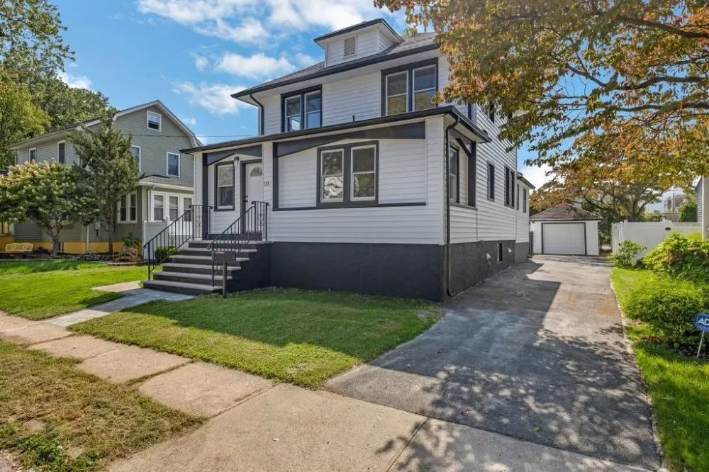 Slide of AR & SE Construction