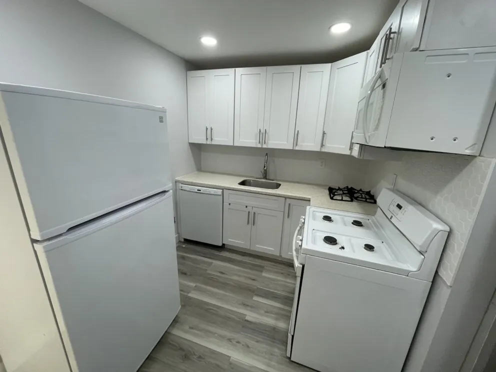 Slide of A&R Contractors & Builders