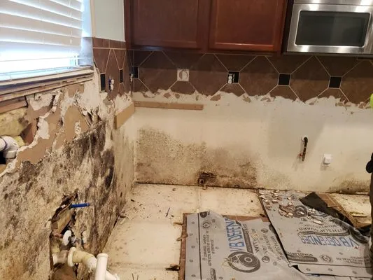 A&R Renovation Creativity Logo