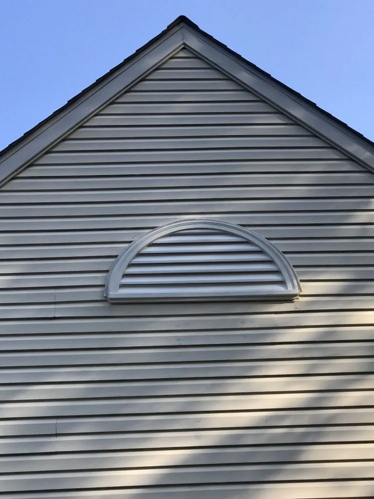 Slide of A&R Roof Services