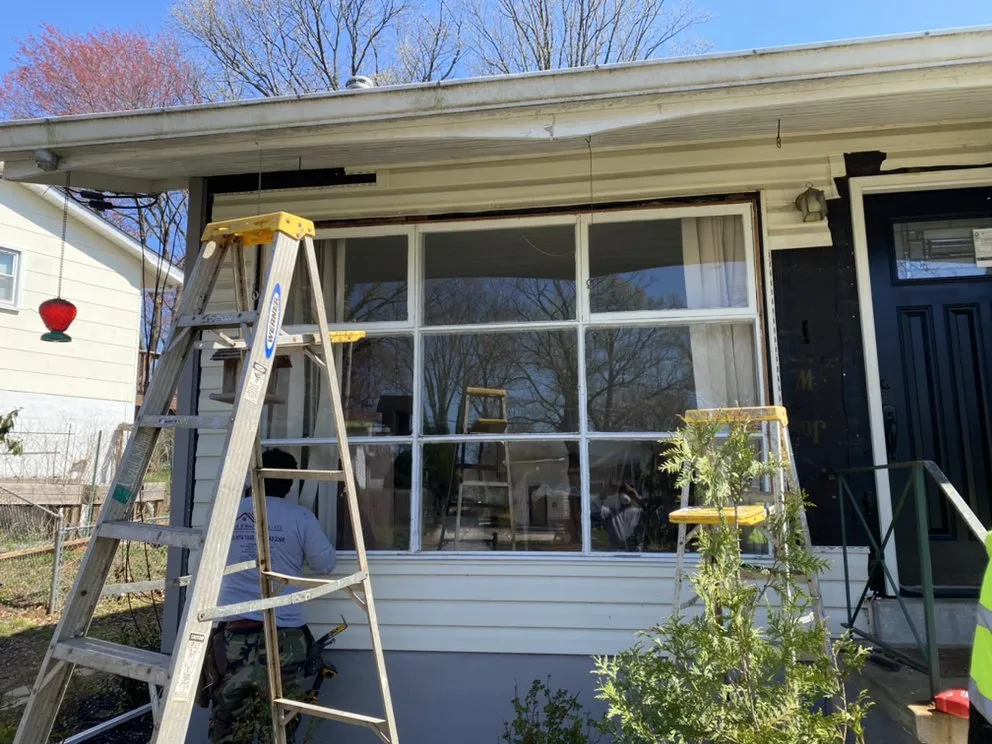 Slide of A&R Roof Services