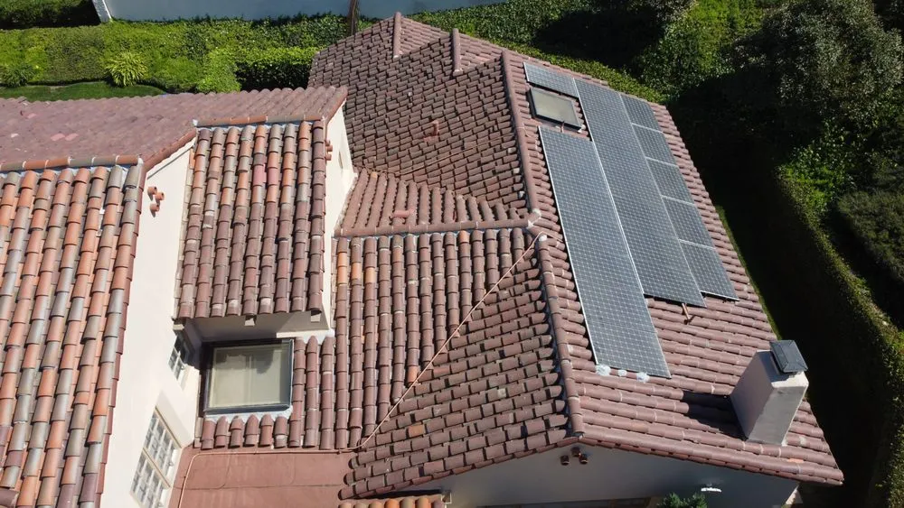 Slide of Araujo Roofing