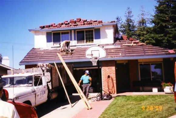 Slide of Araujo's Roofing