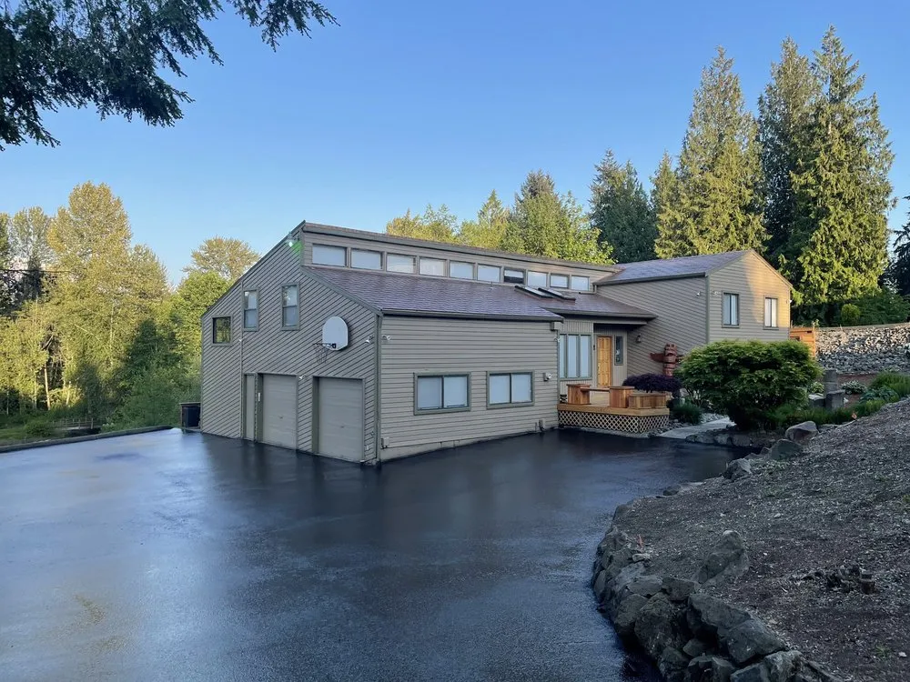 Slide of Archers Asphalt And Roofing