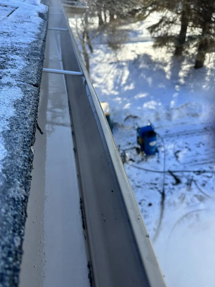 Slide of Arctic Eagle Property Maintenance