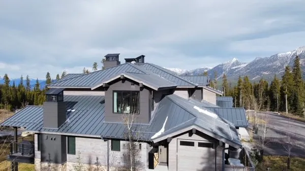 Arctic Roof Solutions Logo