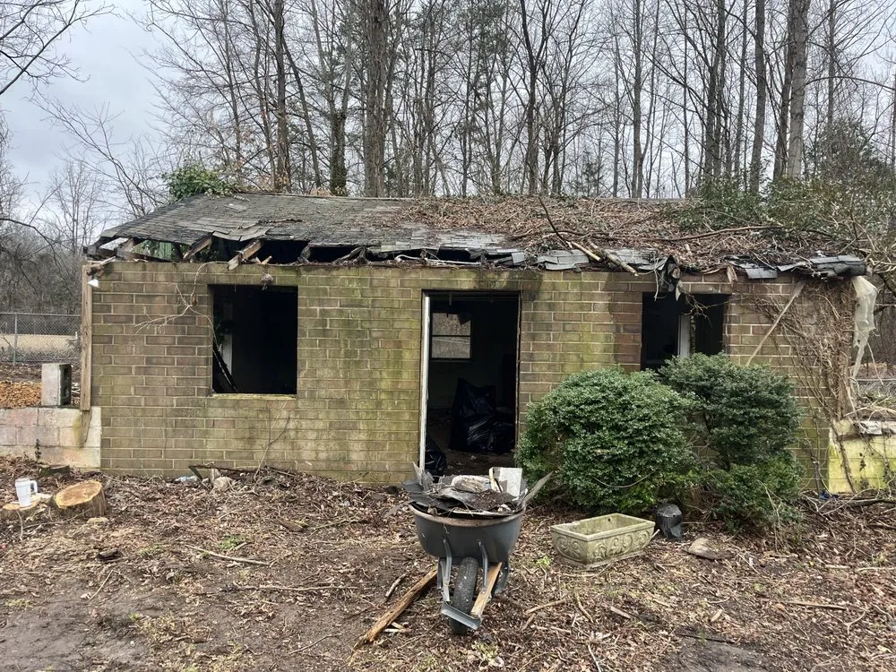 Slide of Arem Construction & Restoration