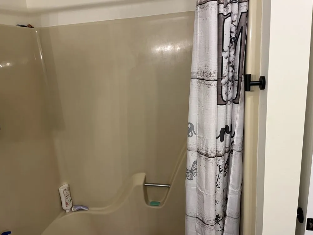 Slide of Arem Construction & Restoration