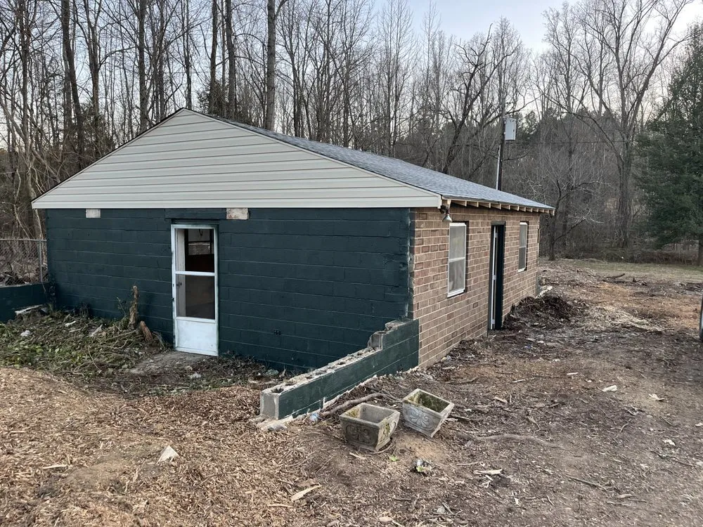 Slide of Arem Construction & Restoration