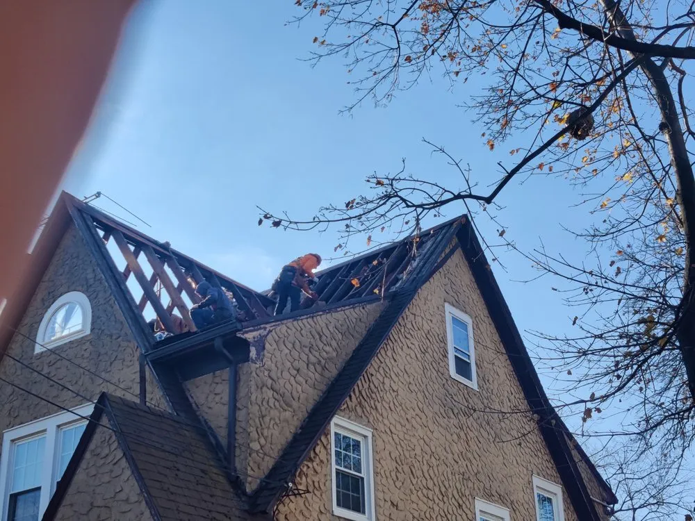 Slide of Aren Construction