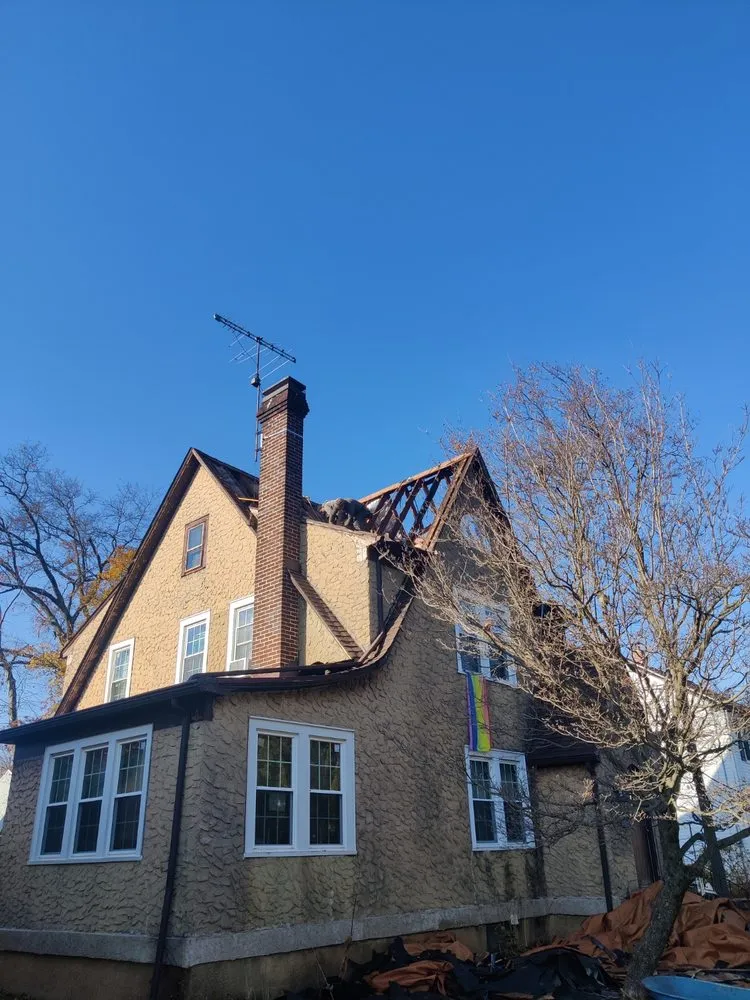 Slide of Aren Construction