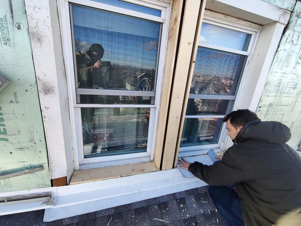 Slide of Aren Construction