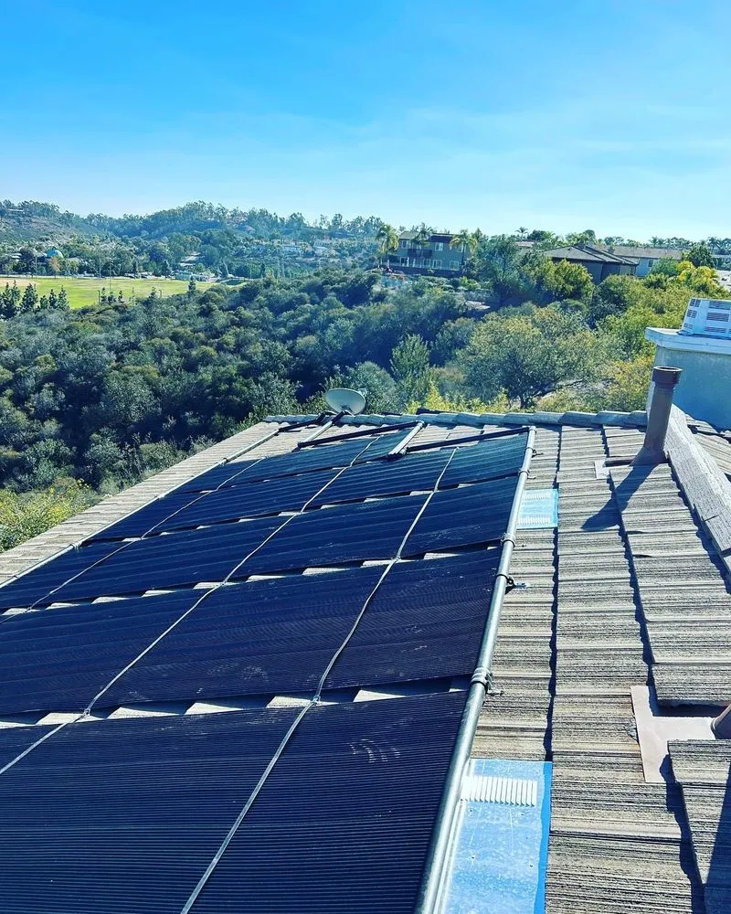 Slide of Arenas Contracting