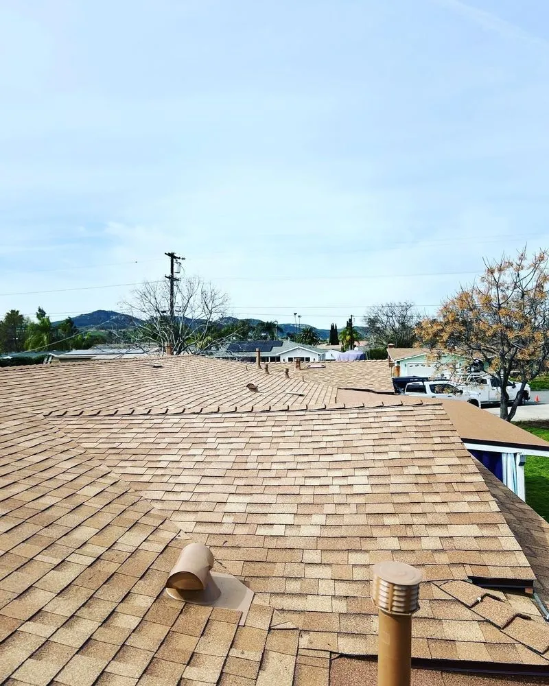 Slide of Arenas Contracting