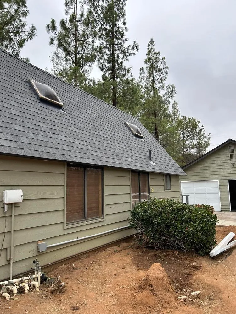 Slide of Arenas Contracting