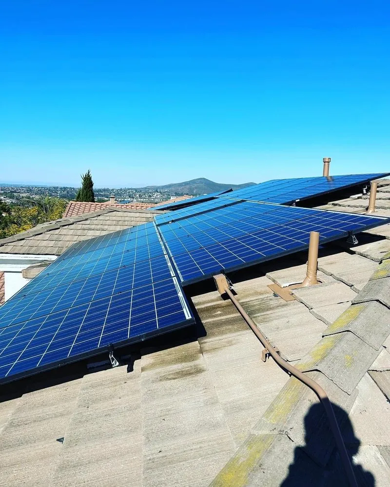 Slide of Arenas Contracting