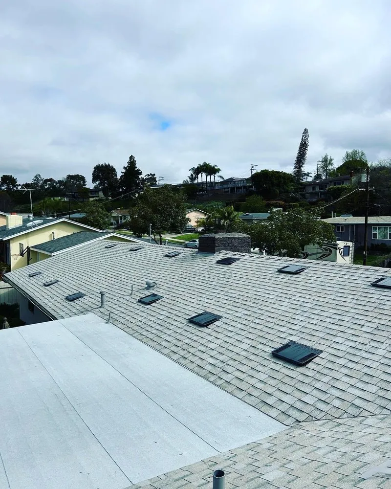 Slide of Arenas Contracting