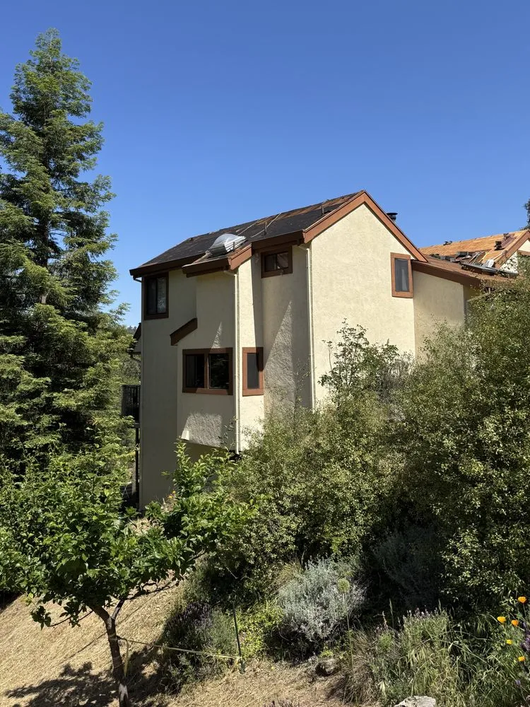 Slide of Arete Roofing