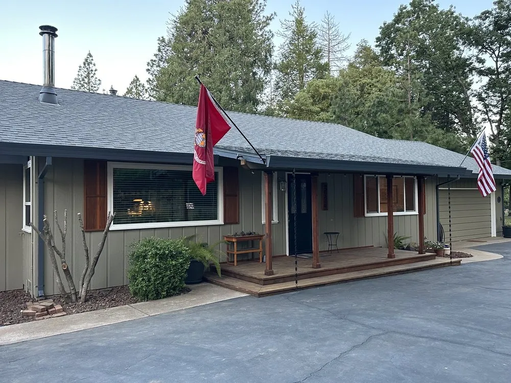 Slide of Arete Roofing