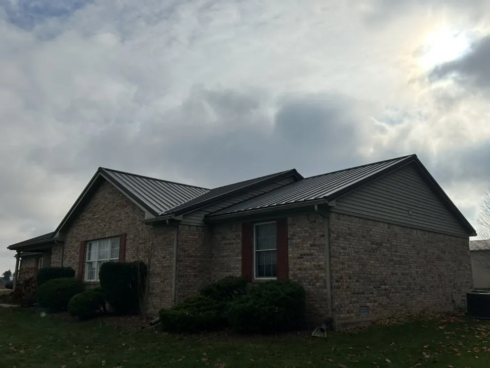 Slide of Argueta Construction