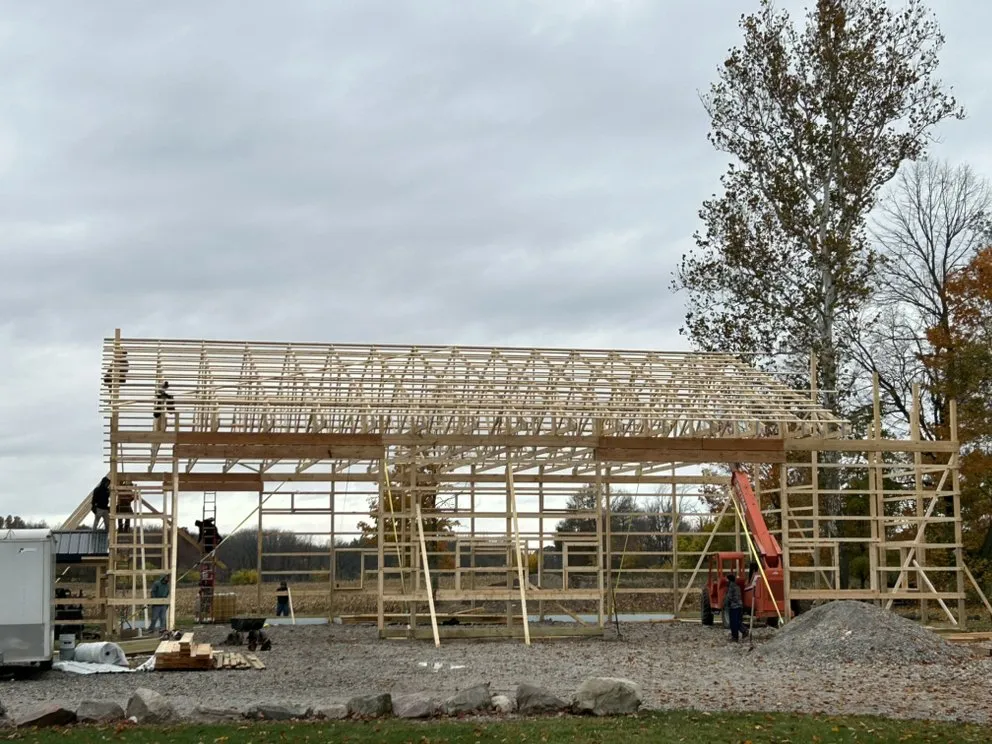 Slide of Argueta Construction