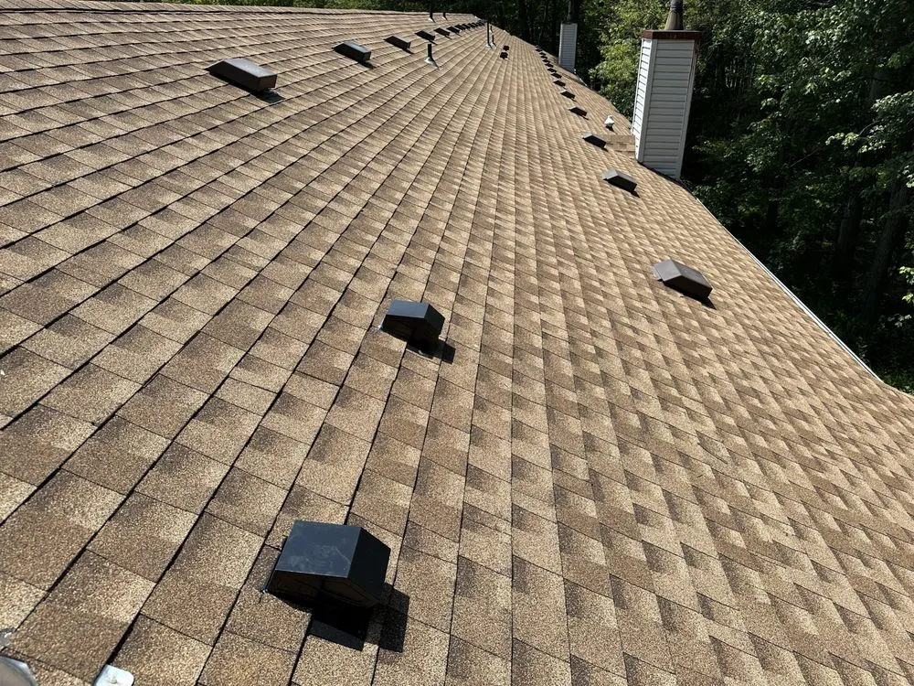 Slide of Argueta Roofing