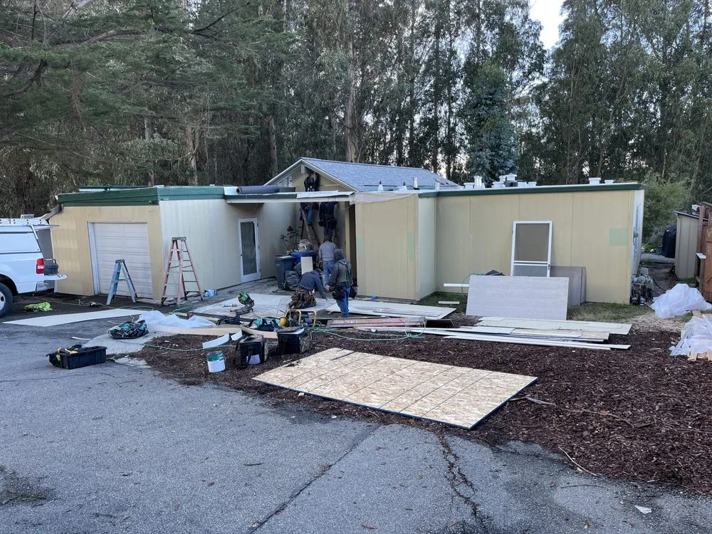 Slide of Ariana Roofing