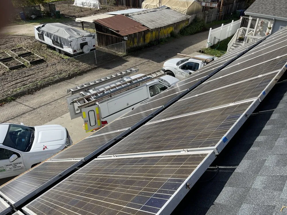 Slide of Ariana Roofing