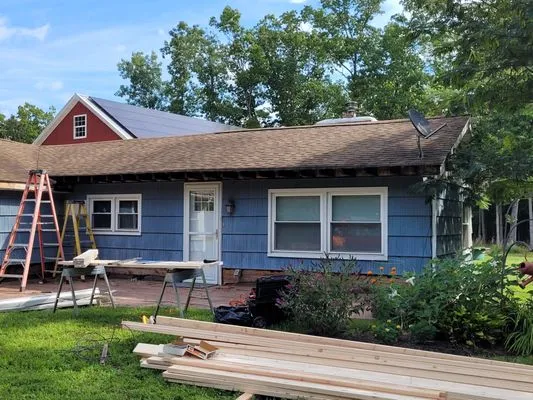 Arias Roofing and Siding Logo